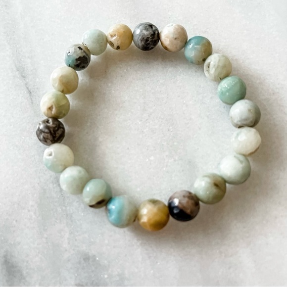 Amazonite natural multi-colored gemstone stretch bracelet and matching earrings - Picture 2 of 3